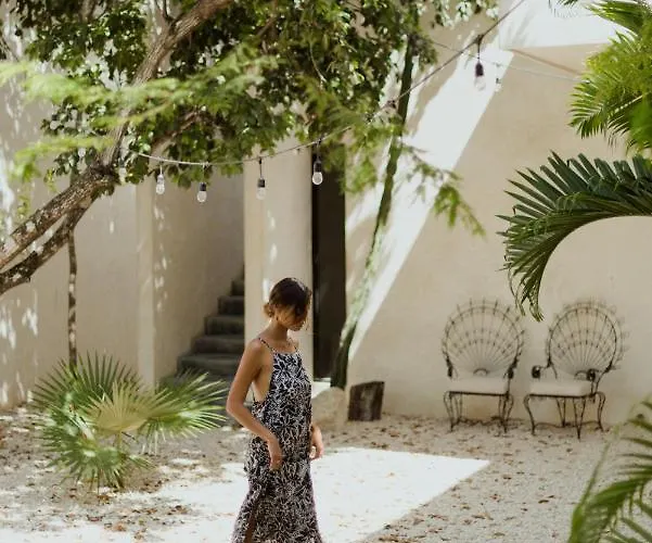16tulum Hotel