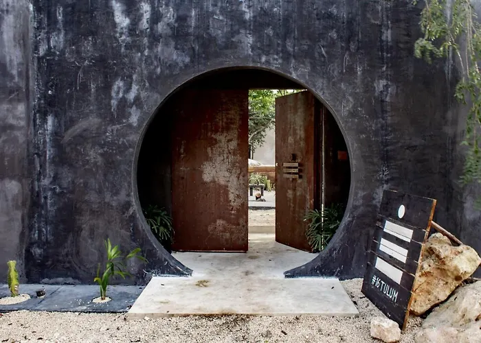 16tulum Hotel